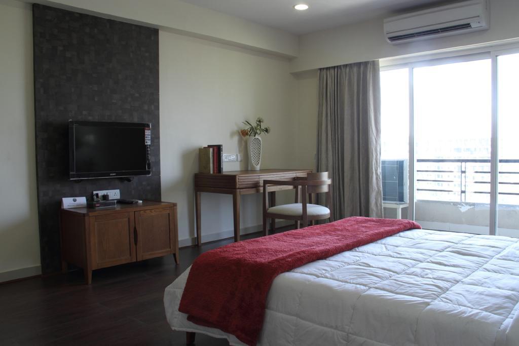 Xanadu Residency Aparthotel Колката Стая снимка